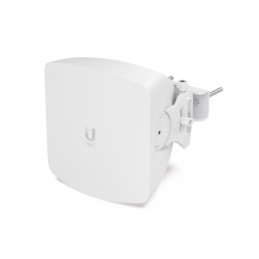 UISP Punto Acceso WiFi Multipunto Tecnologia Wave 60 Ghz 15 estaciones 5.4 Gbps Resp. 5 Ghz. 1 Pto. SFP+ 10G 1 2.5g Gbps GPS