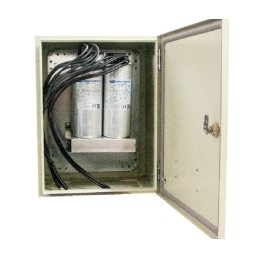 Capacitor fijo de 5 kvar y 240 vca con interruptro y gabinete